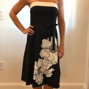 White House Black Market Strapless Dress
